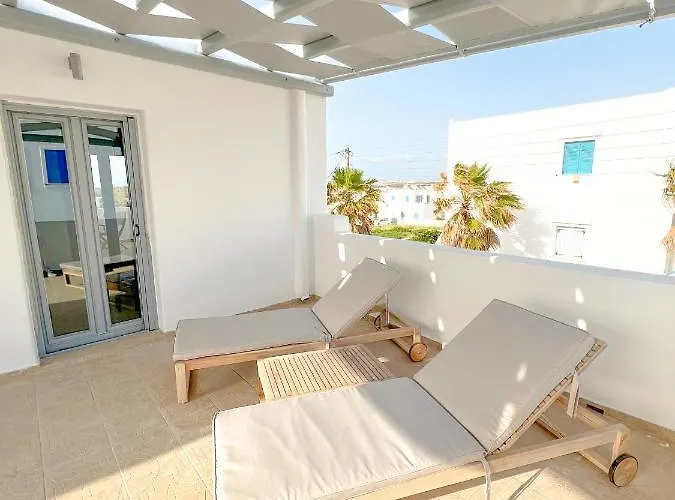 Aggelos With View Andiparos