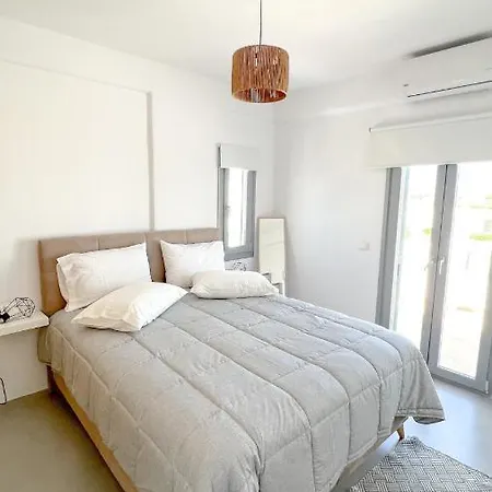 Aggelos With View Apartment *